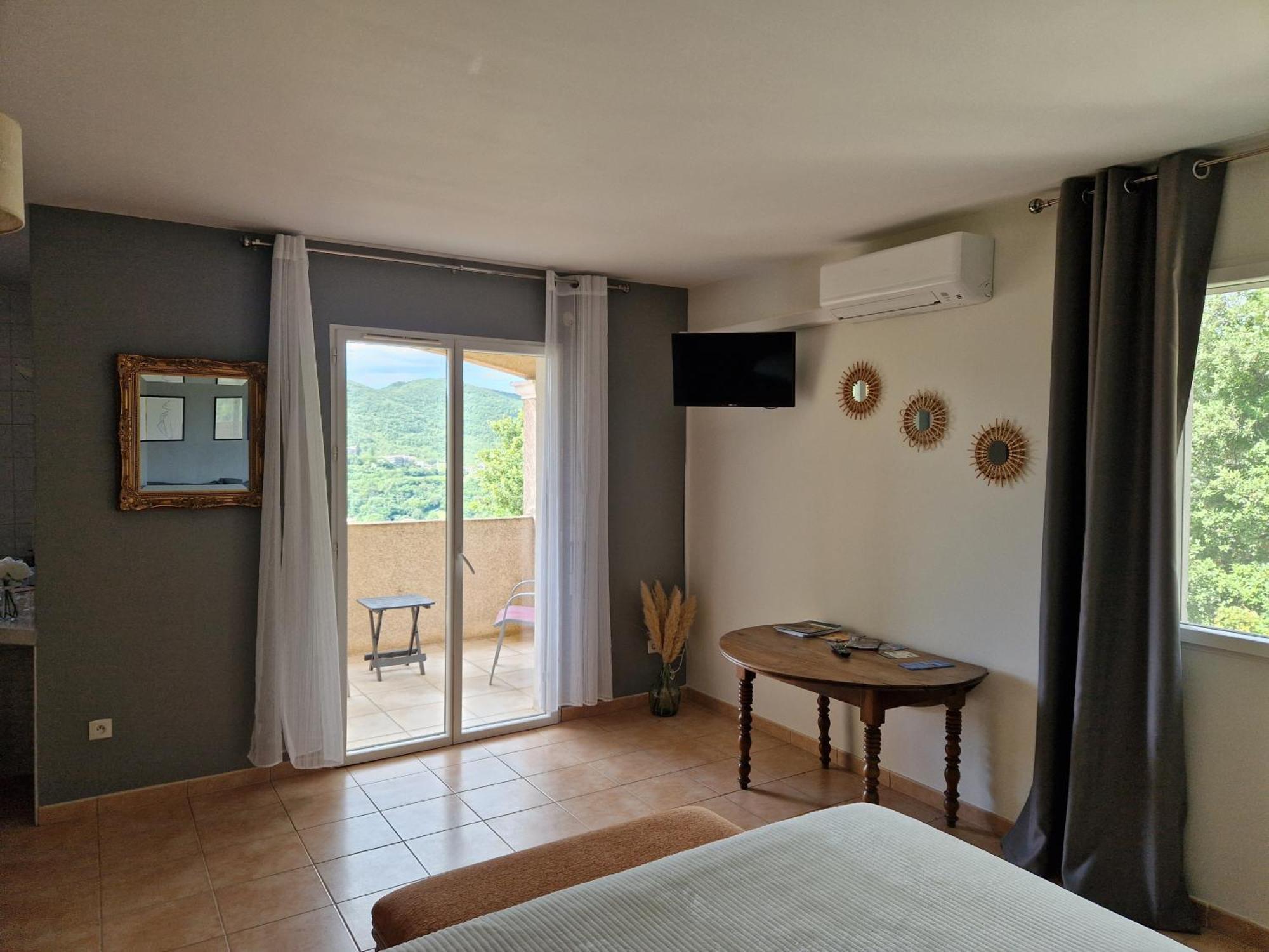 Hotel Les Restanques De Camelie à Saint-Thomé Extérieur photo